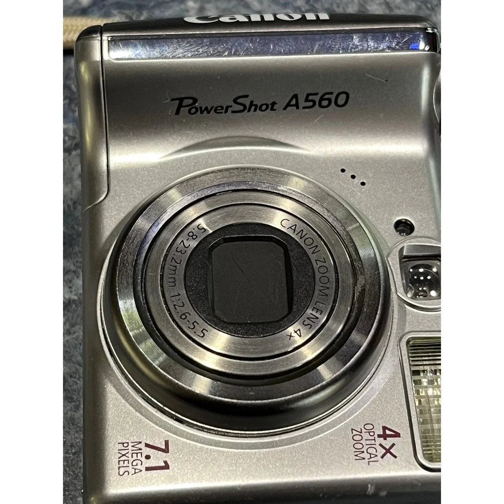 Canon PowerShot A560 7.1MP Digital Camera Silver 4x Optical Zoom PC1229